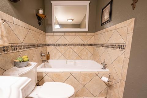 1749 E Kohn Ave, Tulare, CA 93274 photo 31