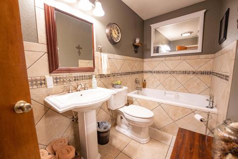 1749 E Kohn Ave, Tulare, CA 93274 photo 30