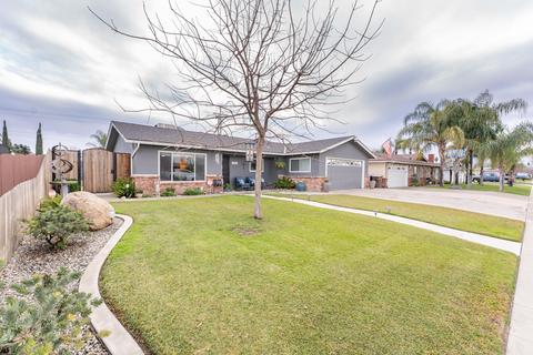 1749 E Kohn Ave, Tulare, CA 93274 photo 2
