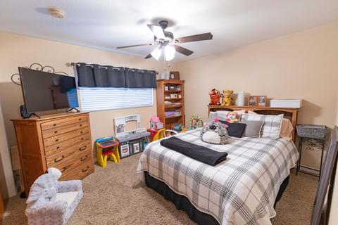 1749 E Kohn Ave, Tulare, CA 93274 photo 28