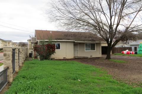 592 N Euclid Ave, Dinuba, CA 93618 photo 1