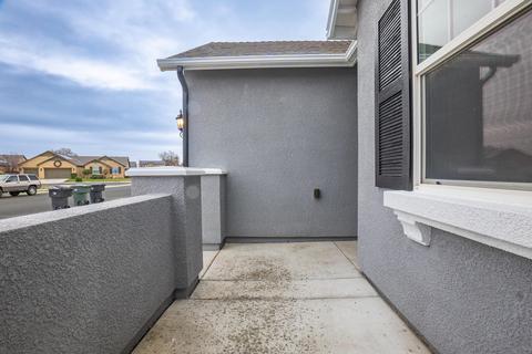 997 Heirloom Way, Lemoore, CA 93245 photo 5
