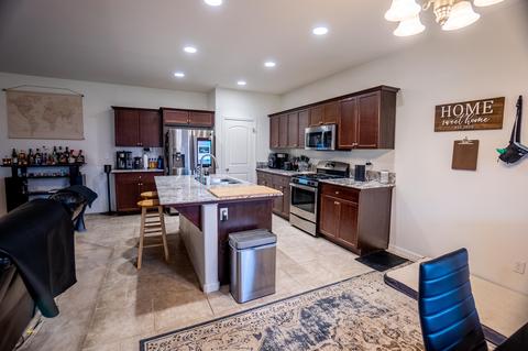 997 Heirloom Way, Lemoore, CA 93245 photo 12