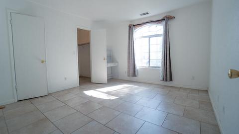 1402 Echo Ln, Hanford, CA 93230 photo 5