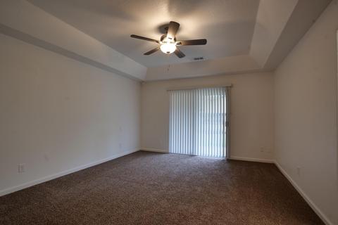 1812 Evergreen Ct, Visalia, CA 93292 photo 11