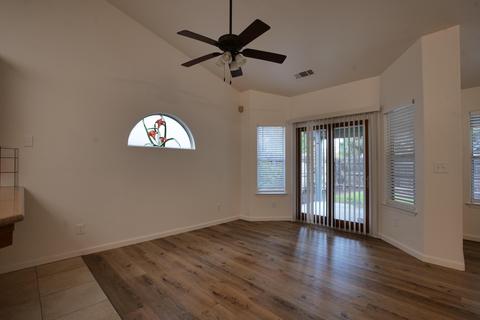 1812 Evergreen Ct, Visalia, CA 93292 photo 9