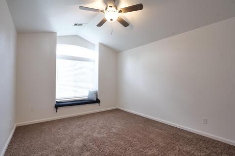 1812 Evergreen Ct, Visalia, CA 93292 photo 19