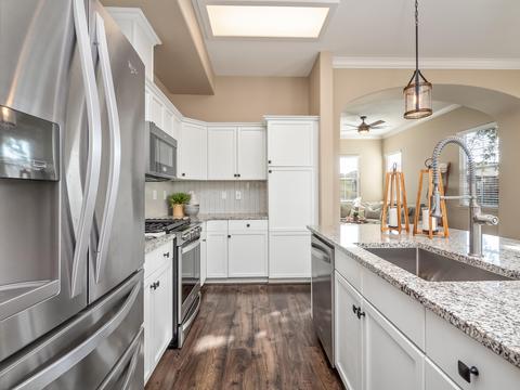 1652 N Moore Ln, Clovis, CA 93619 photo 6