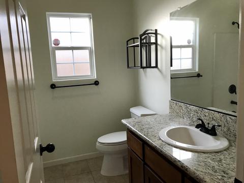 2004 E Monte Verde Ave, Visalia, CA 93292 photo 13