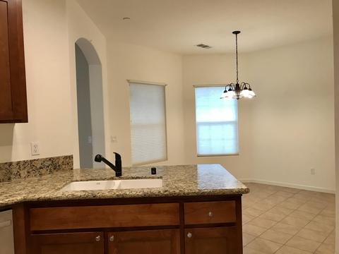 2004 E Monte Verde Ave, Visalia, CA 93292 photo 8