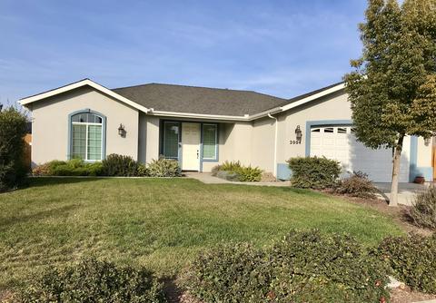 2004 E Monte Verde Ave, Visalia, CA 93292 photo 1
