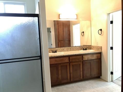 2004 E Monte Verde Ave, Visalia, CA 93292 photo 10
