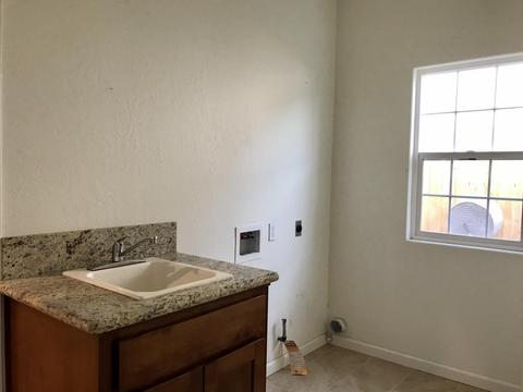 2004 E Monte Verde Ave, Visalia, CA 93292 photo 11