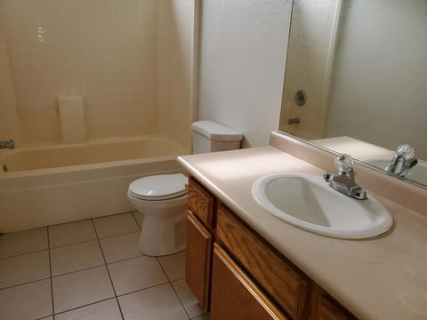 2010 Cedar Ave, Corcoran, CA 93212 photo 16