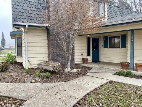 1398 N Elberta Rd, Exeter, CA 93221 photo 3