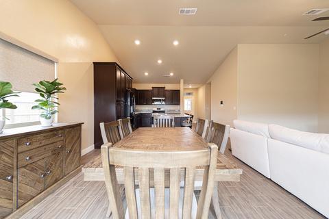 3401 E Laurel Ave, Visalia, CA 93292 photo 14