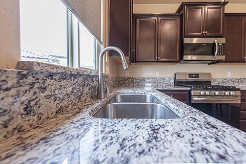 3401 E Laurel Ave, Visalia, CA 93292 photo 11