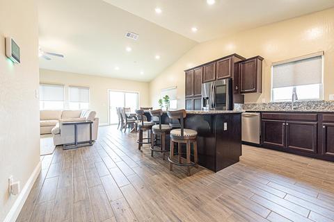3401 E Laurel Ave, Visalia, CA 93292 photo 5