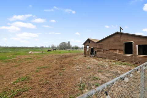23205 Ave 192, Strathmore, CA 93267 photo 31
