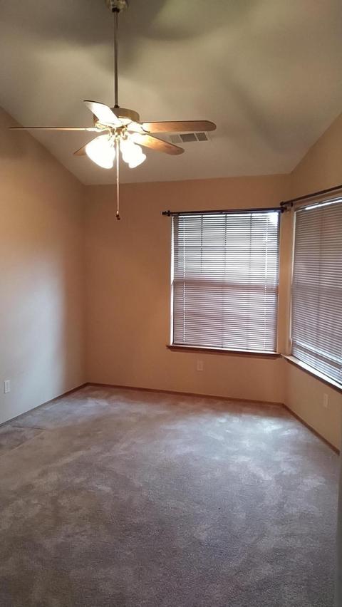 3036 E Birch Ave, Visalia, CA 93292 photo 8