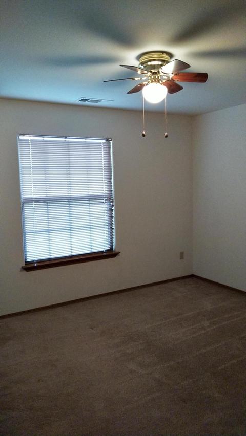 3036 E Birch Ave, Visalia, CA 93292 photo 12