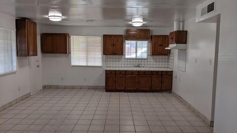 707 E Olive Ave, Tipton, CA 93272 photo 14
