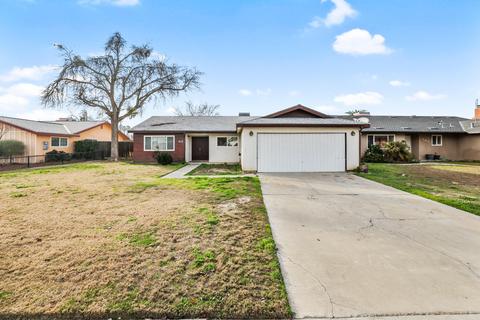 415 Kenwood Dr, Lemoore, CA 93245 photo 1