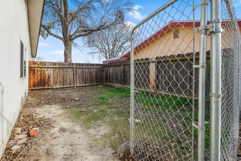 415 Kenwood Dr, Lemoore, CA 93245 photo 28
