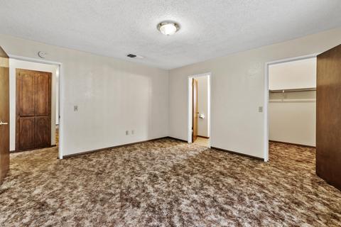 415 Kenwood Dr, Lemoore, CA 93245 photo 16