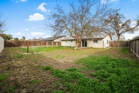 415 Kenwood Dr, Lemoore, CA 93245 photo 30