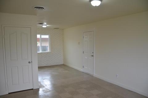 601 Patterson Ave, Corcoran, CA 93212 photo 2