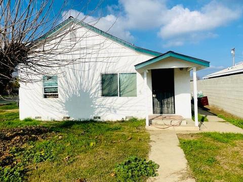 1386 E Sonora Ave, Tulare, CA 93274 photo 1