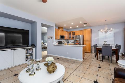 1348 Nutcracker Ave, Dinuba, CA 93618 photo 13