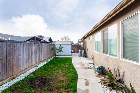 1348 Nutcracker Ave, Dinuba, CA 93618 photo 32