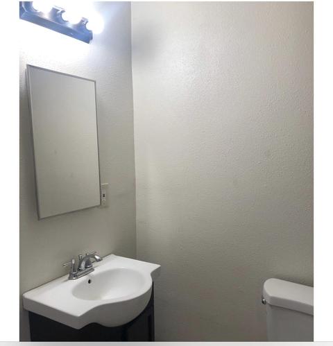817 E Laurel Ave, Visalia, CA 93292 photo 13