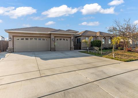 1755 Big Sur Dr, Lemoore, CA 93245 photo 1
