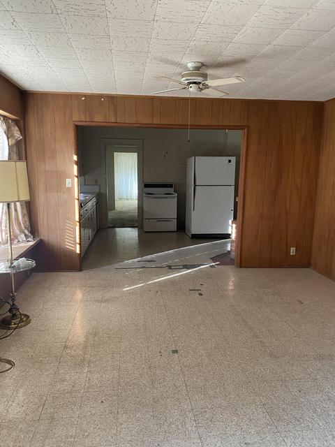 10 Heinlen St, Lemoore, CA 93245 photo 3