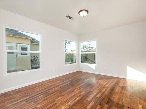 374 E Bush St, Lemoore, CA 93245 photo 23