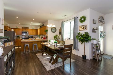 892 Maple Ave, Lindsay, CA 93247 photo 7