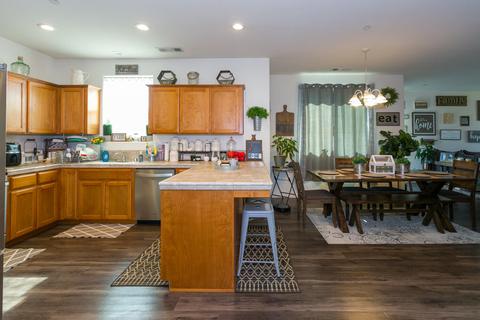 892 Maple Ave, Lindsay, CA 93247 photo 9