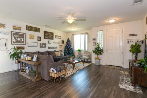 892 Maple Ave, Lindsay, CA 93247 photo 4