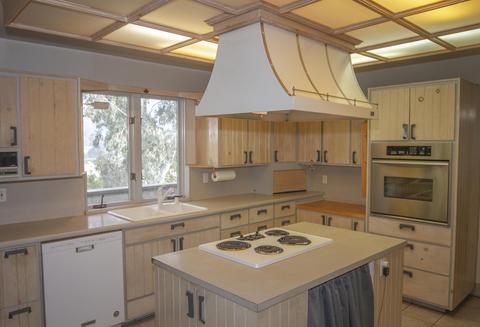 38695 Rustic Ln, Squaw Valley, CA 93675 photo 2
