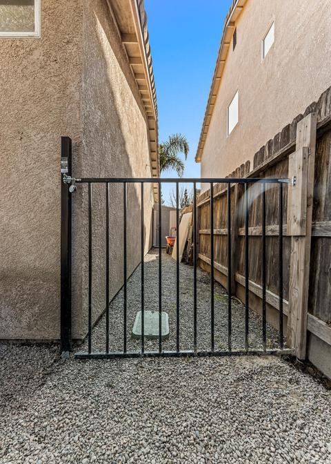 4206 W Harold Ct, Visalia, CA 93291 photo 41