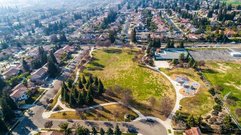 4206 W Harold Ct, Visalia, CA 93291 photo 5