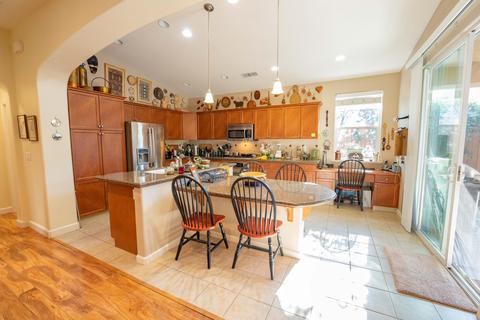 3742 Salem Ln, Clovis, CA 93619 photo 14
