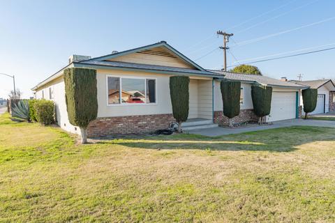 15 Elm Dr, Lemoore, CA 93245 photo 3