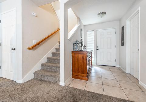 1718 E Monte Verde Ave, Visalia, CA 93292 photo 5