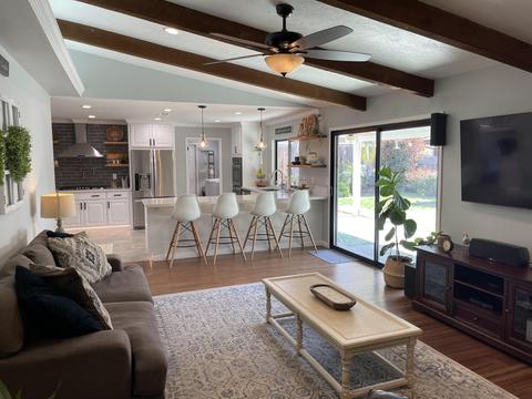 2207 E Hillcrest Ave, Visalia, CA 93292 photo 23