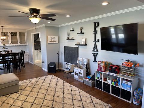 2207 E Hillcrest Ave, Visalia, CA 93292 photo 9