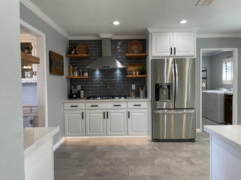 2207 E Hillcrest Ave, Visalia, CA 93292 photo 12